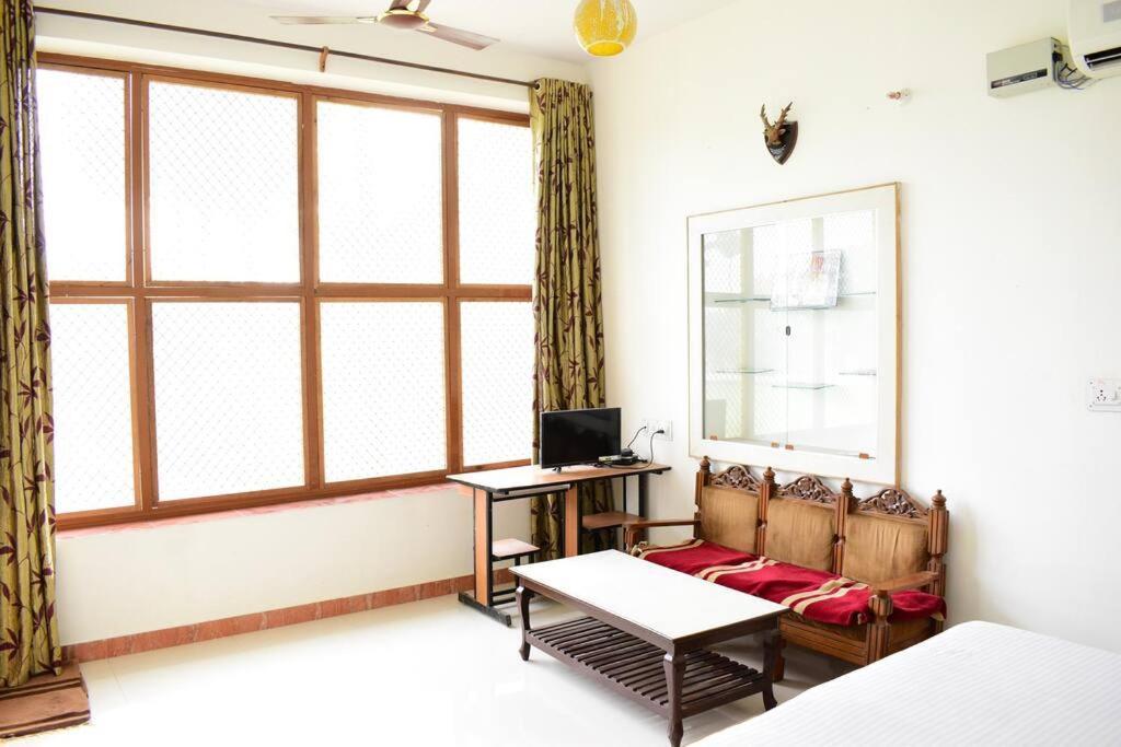 Poonam Palace Near By Airport Jodhpur (Rajasthan) Exterior foto